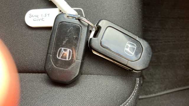 Honda Civic 1.5 VTEC Turbo Sport 5dr CVT 