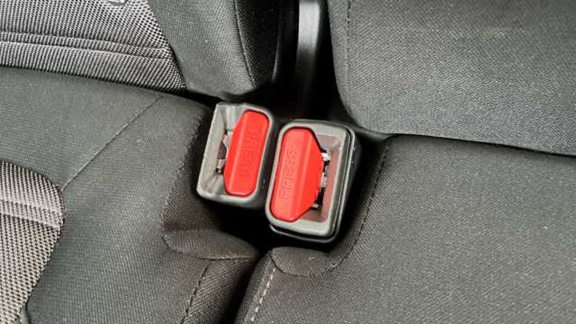 Honda CR-V 2.0 i-MMD Hybrid SE 2WD 5dr eCVT 