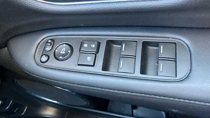 Honda HR-V 1.5 i-VTEC EX CVT 5dr Petrol Hatchback 