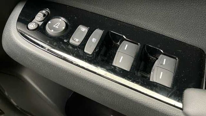 Honda HR-V 1.5 eHEV Advance 5dr CVT Hybrid Hatchback 