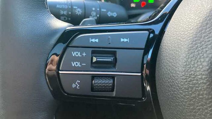 Honda Civic 2.0 eHEV Advance 5dr CVT Hybrid Hatchback 