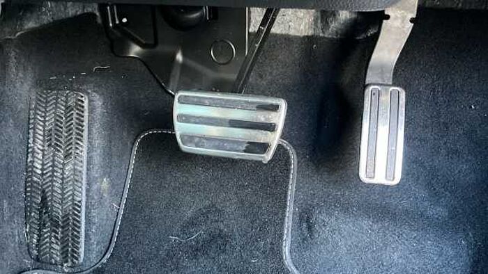 Honda Civic 2.0 eHEV Advance 5dr CVT Hybrid Hatchback 