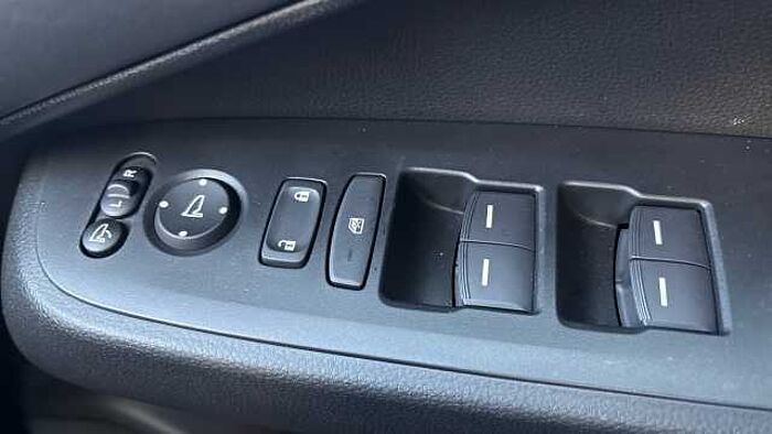 Honda HR-V 1.5 eHEV Advance Plus 5dr CVT Hybrid Hatchback 