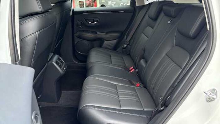 Honda ZR-V 2.0 eHEV Advance 5dr CVT Hybrid Estate 