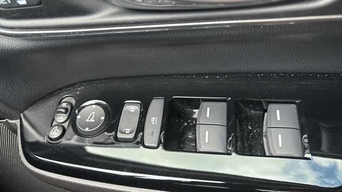 Honda CR-V 2.0 i-MMD Hybrid EX 5dr eCVT 