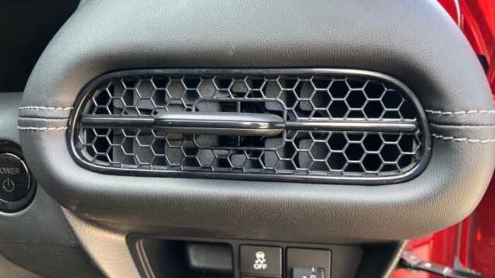 Honda ZR-V 2.0 eHEV Elegance 5dr CVT 